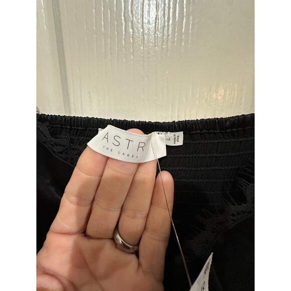 NWT ASTR the Label Women's Black Alva Ruched Sweetheart Sheath Midi Dress Size L - Picture 8 of 11